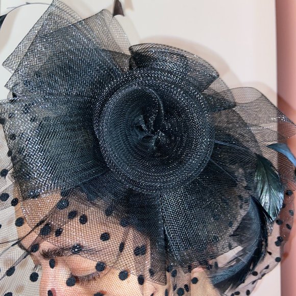 Black Rose + Polka Dot Headpiece - Picture 5 of 6